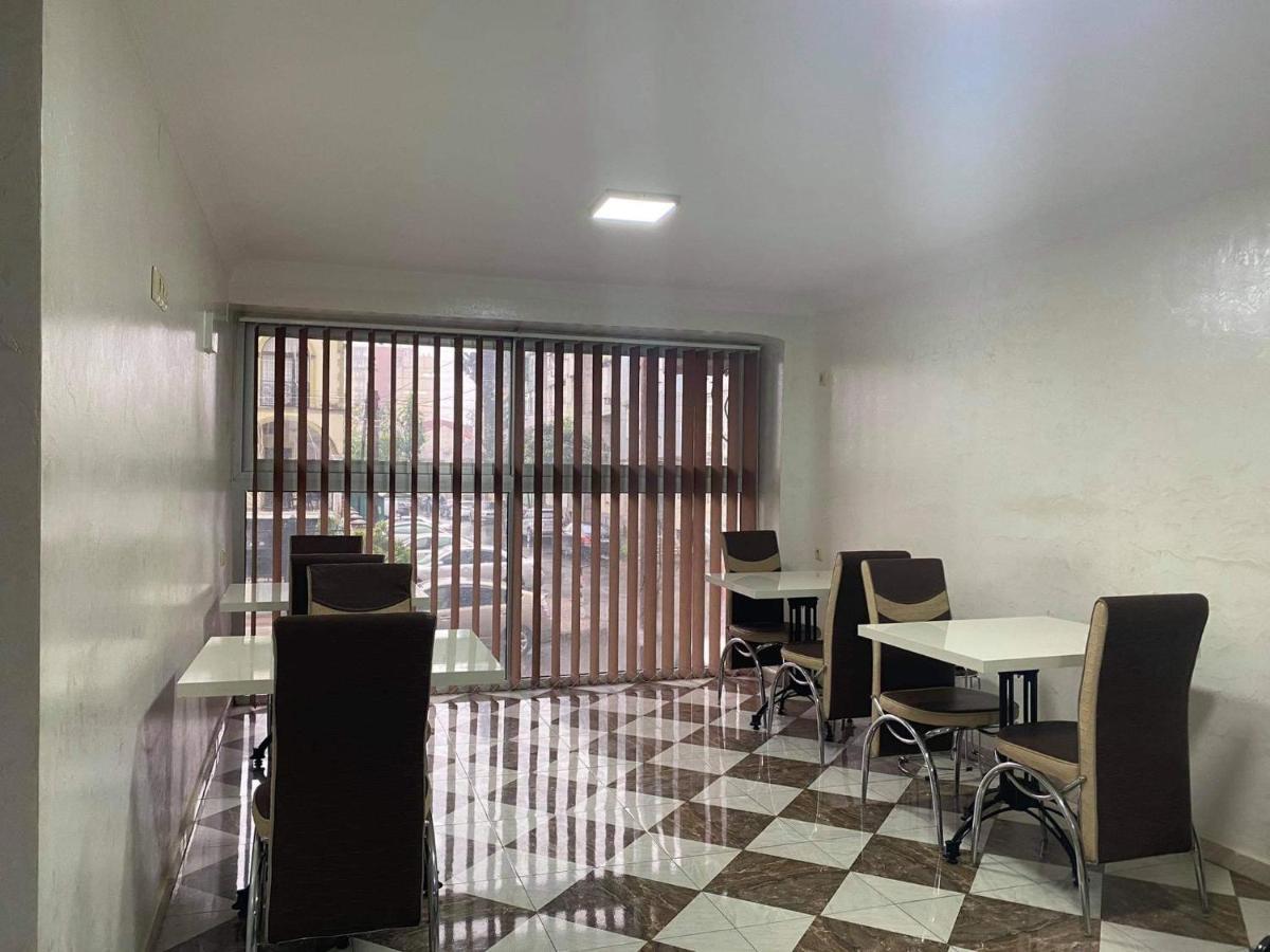 Family Hotel باتومي المظهر الخارجي الصورة