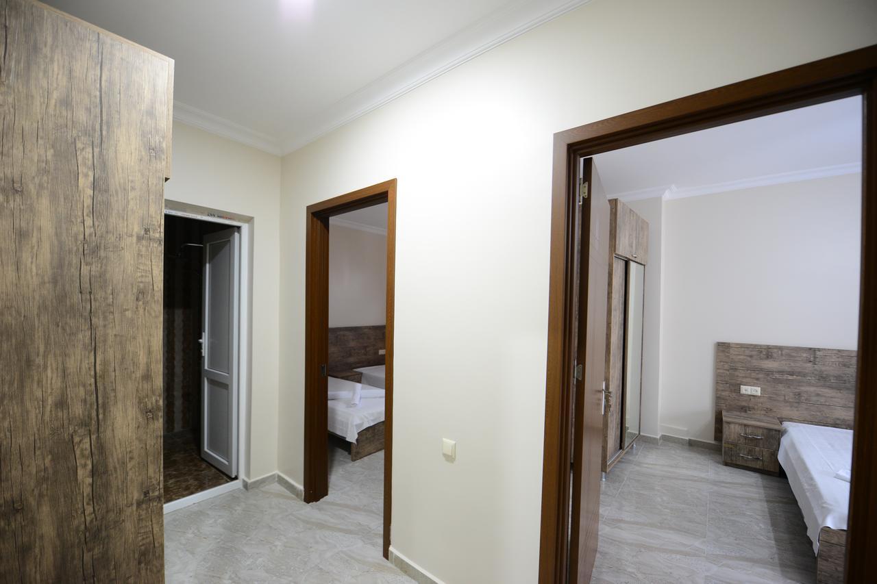 Family Hotel باتومي المظهر الخارجي الصورة
